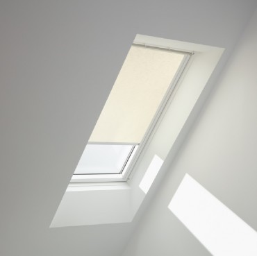 Velux, Bels� f�ny�tereszt� rol�, RFY UK08 134x140 cm, alu s�n, 4952 S sz�n