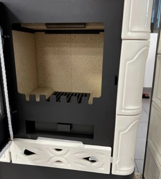 Warnex, Benedetto ker�mia csemp�s kandall�, 5,5 kW, csontsz�n