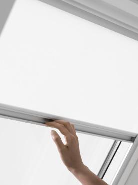 Velux, F�ny�tereszt� rol�, RFL M10 standard sz�n, 78 cm sz�les ablakhoz