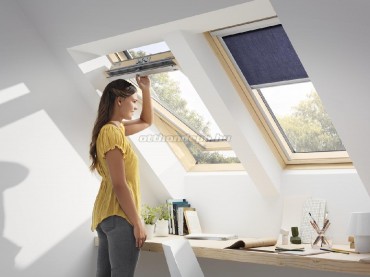 Velux, Tet�t�ri ablak, GZL SK08 1051, 2-r�teg� �vegez�s, lakkozott fa, 114x140 cm