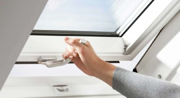 Velux, Tet�t�ri ablak, GLU MK04 0061B, 3-r�teg� �vegez�s, 78x98 cm