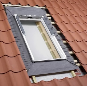 Velux, Burkolkeret, EDW FK06 1000 BASIC, 66x118 cm