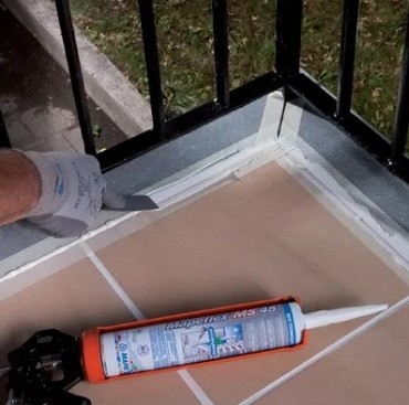 Mapei Mapeflex MS 45 Festhet hzagkitlt ragaszt 113 szrke 300 ml