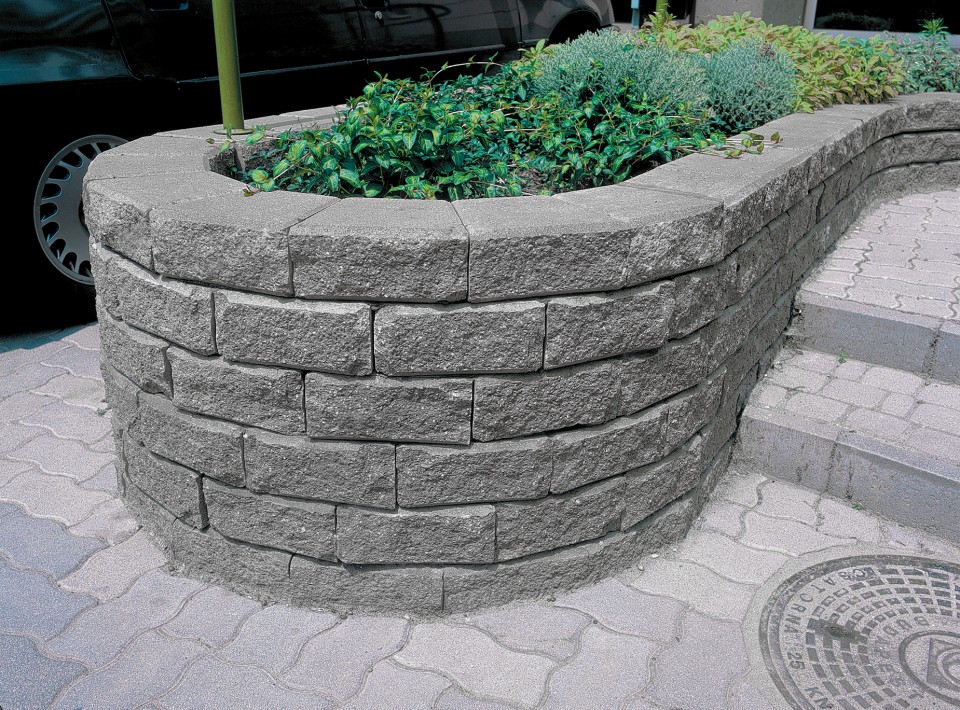 KK Kavics Lisszabon T�mfal krist�ly 20x15,3/23,1 cm