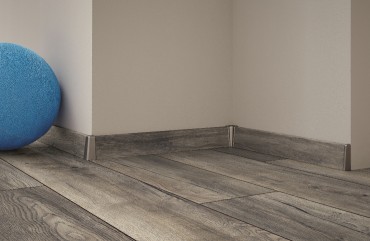 Szeg�lyl�c, MDF58, Swiss Krono Tex, M1204 Harbour Oak Grey (2,4 m/sz�l)