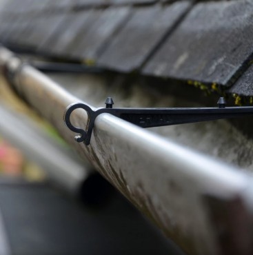 Nortene Leaf Protec Ereszcsatorna lombfog� h�l� 0,17 x 6 m fekete