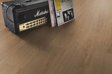 Lamin�lt padl�, SwissKrono MyFloor M1031 Chalet PREMIUM AQUA Horizon Oak Chocolate, 10 mm